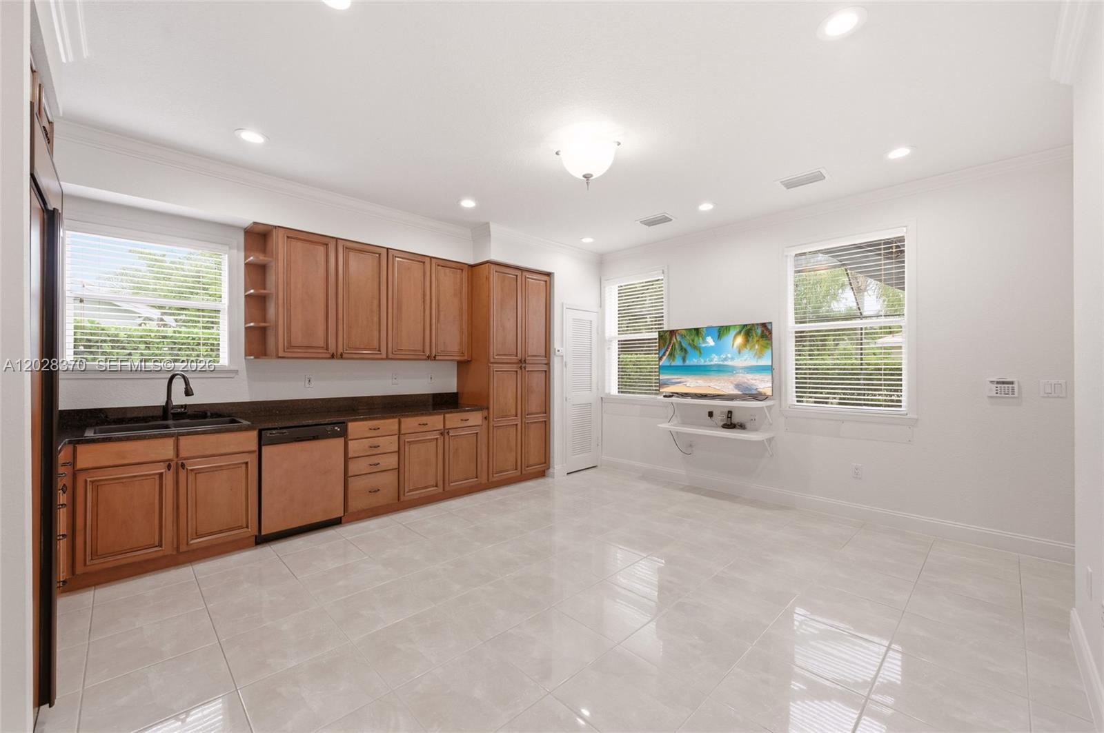 2608 Oakbrook Ct