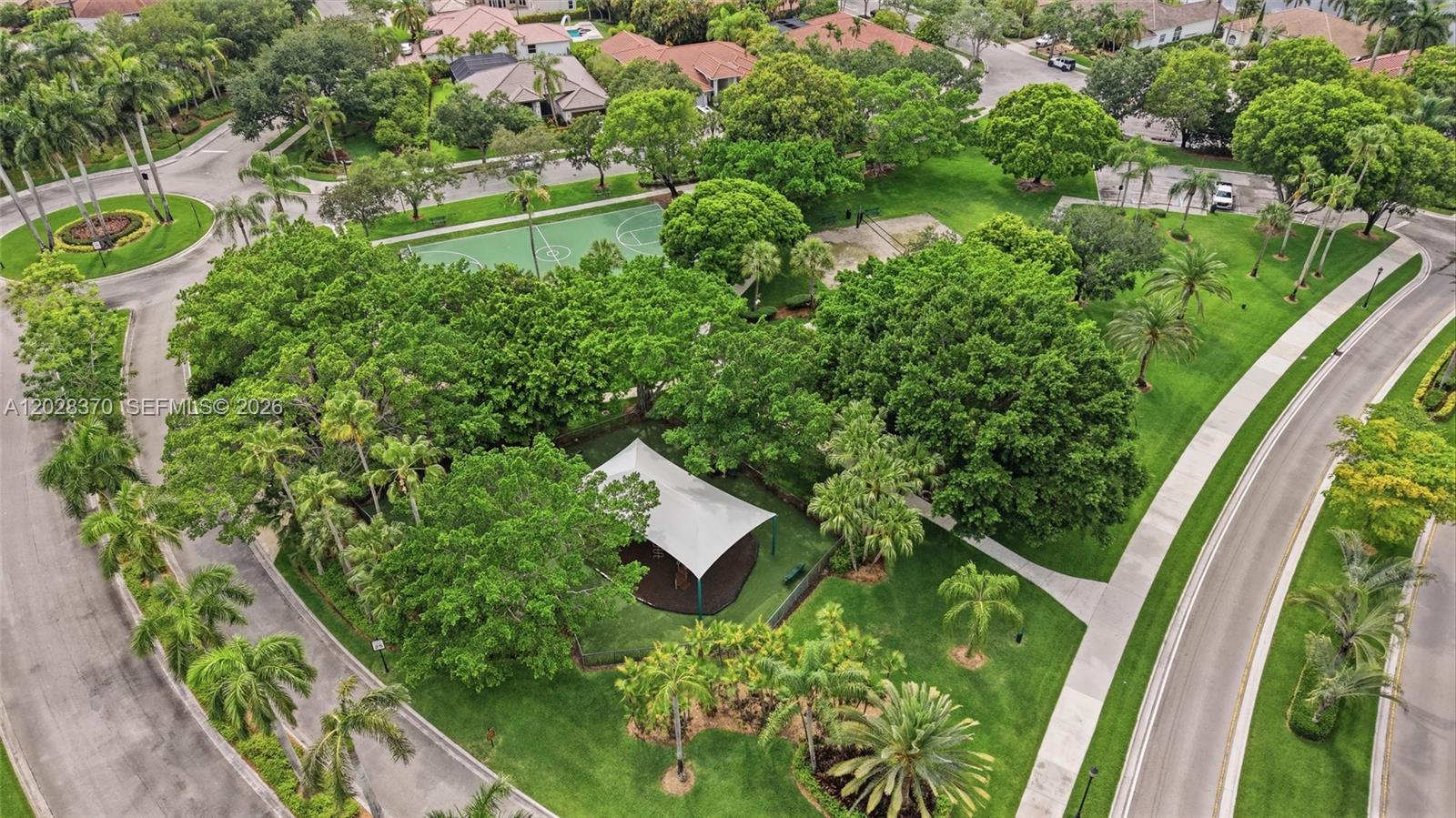 2608 Oakbrook Ct