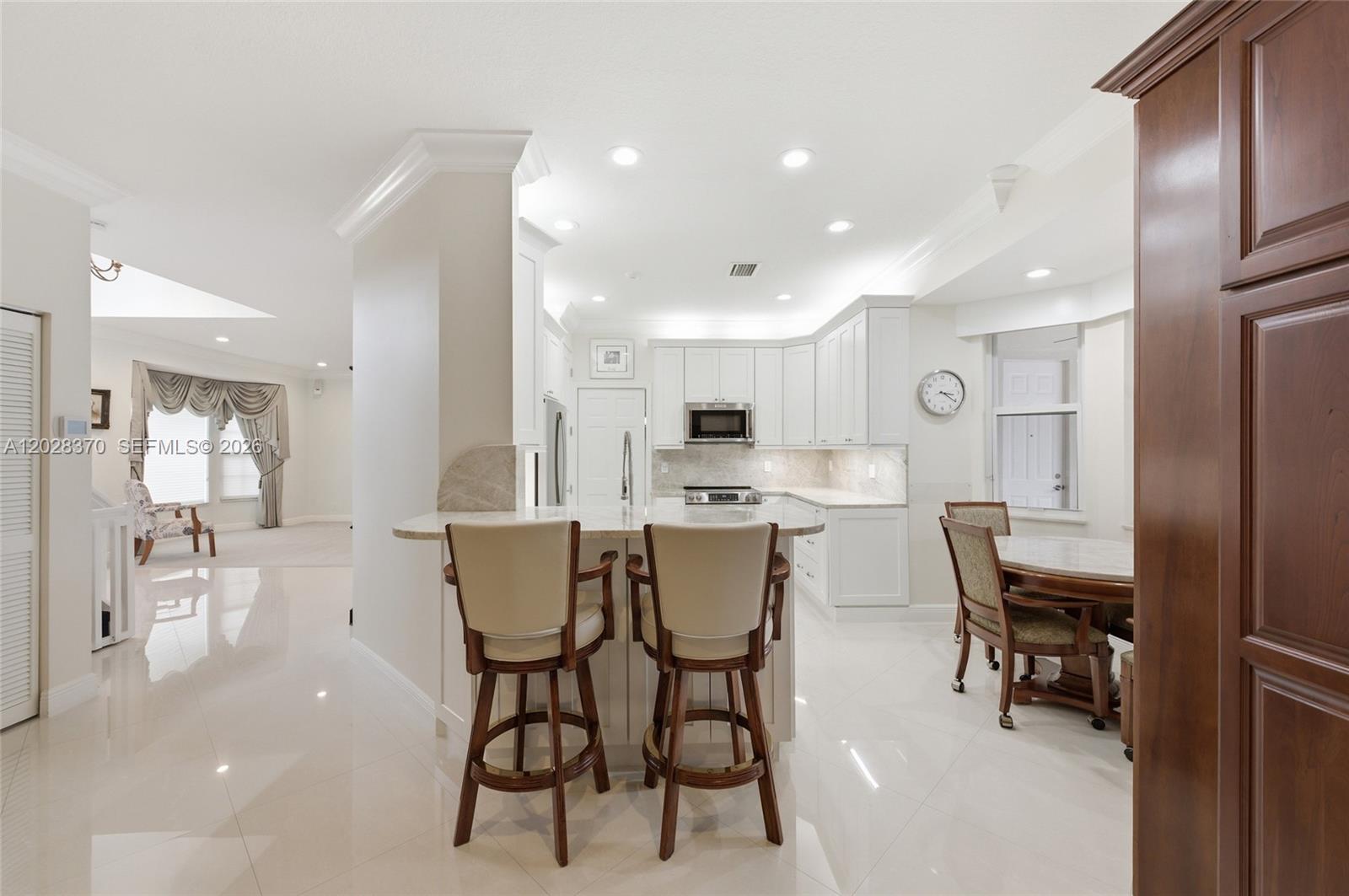 2608 Oakbrook Ct
