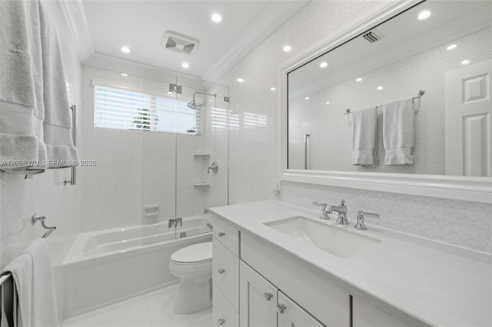 2608 Oakbrook Ct