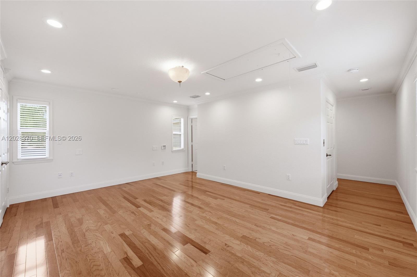 2608 Oakbrook Ct