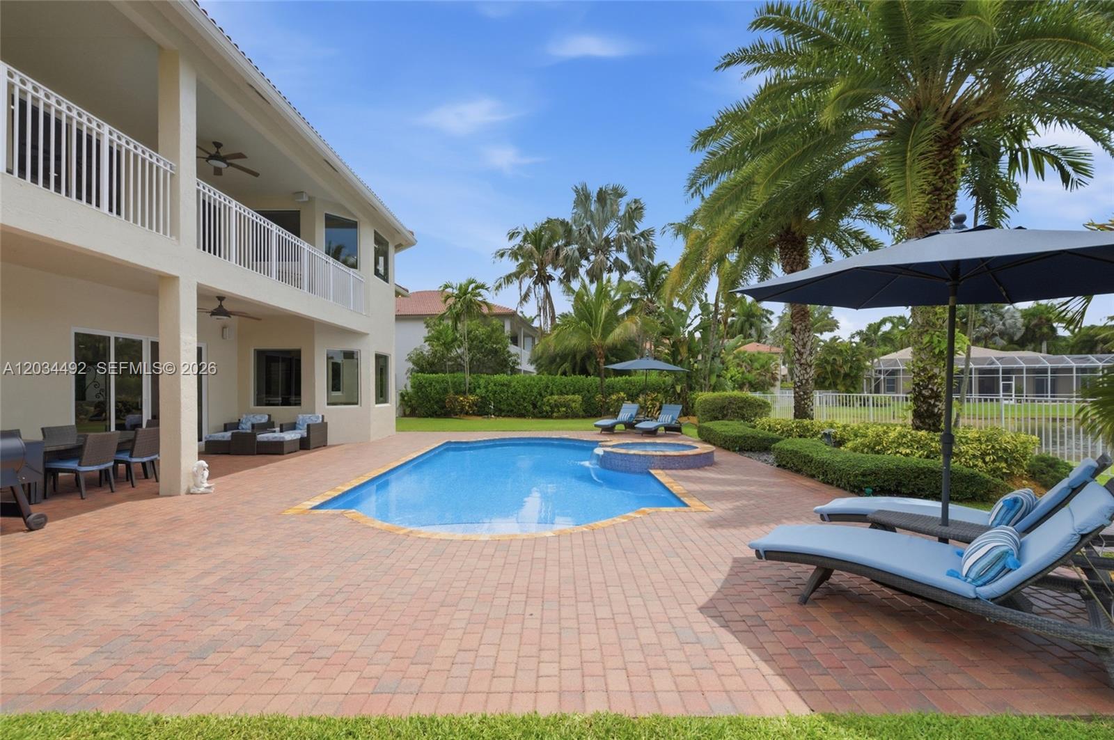 929 Gulfstream Ct