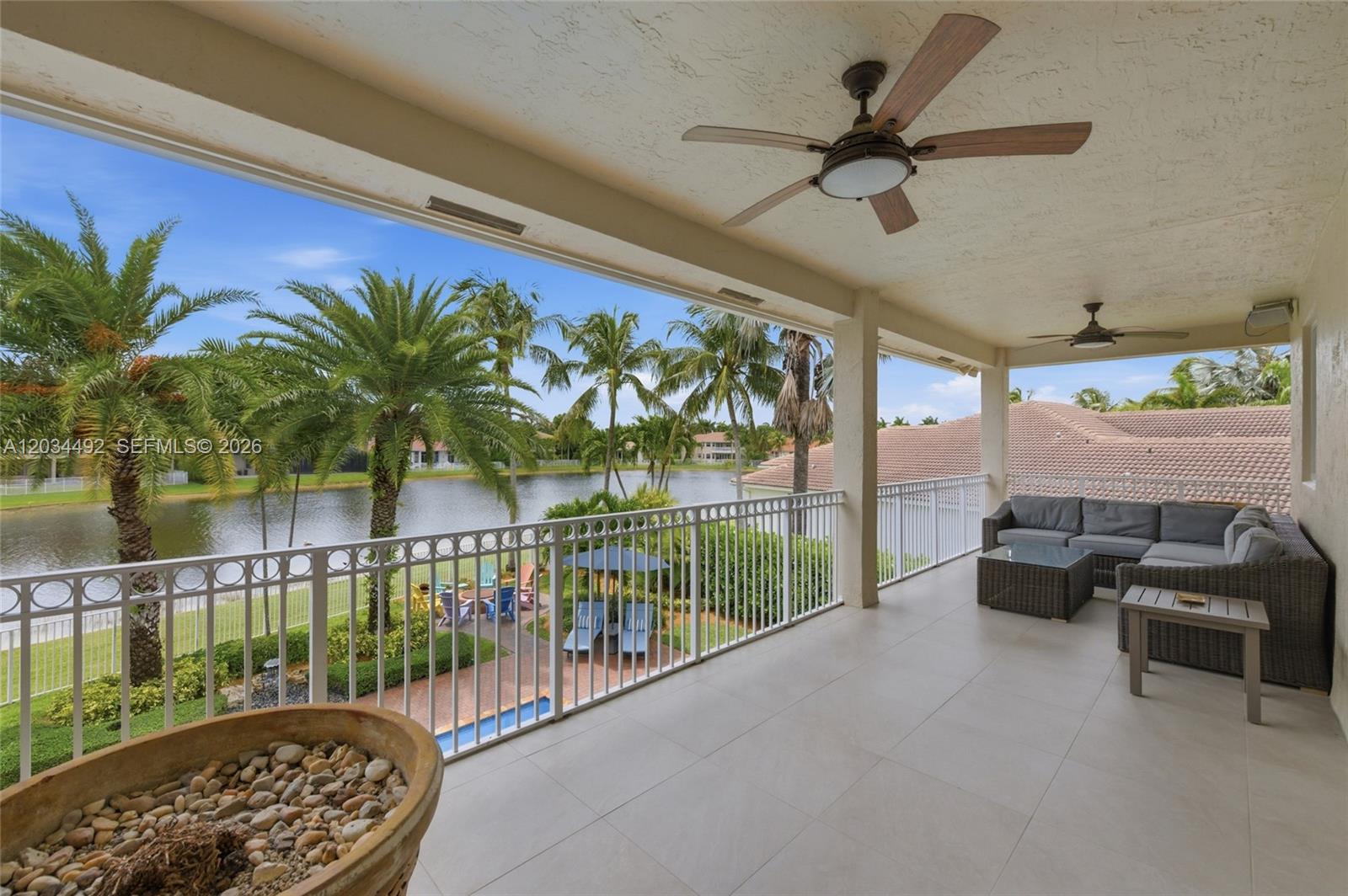 929 Gulfstream Ct