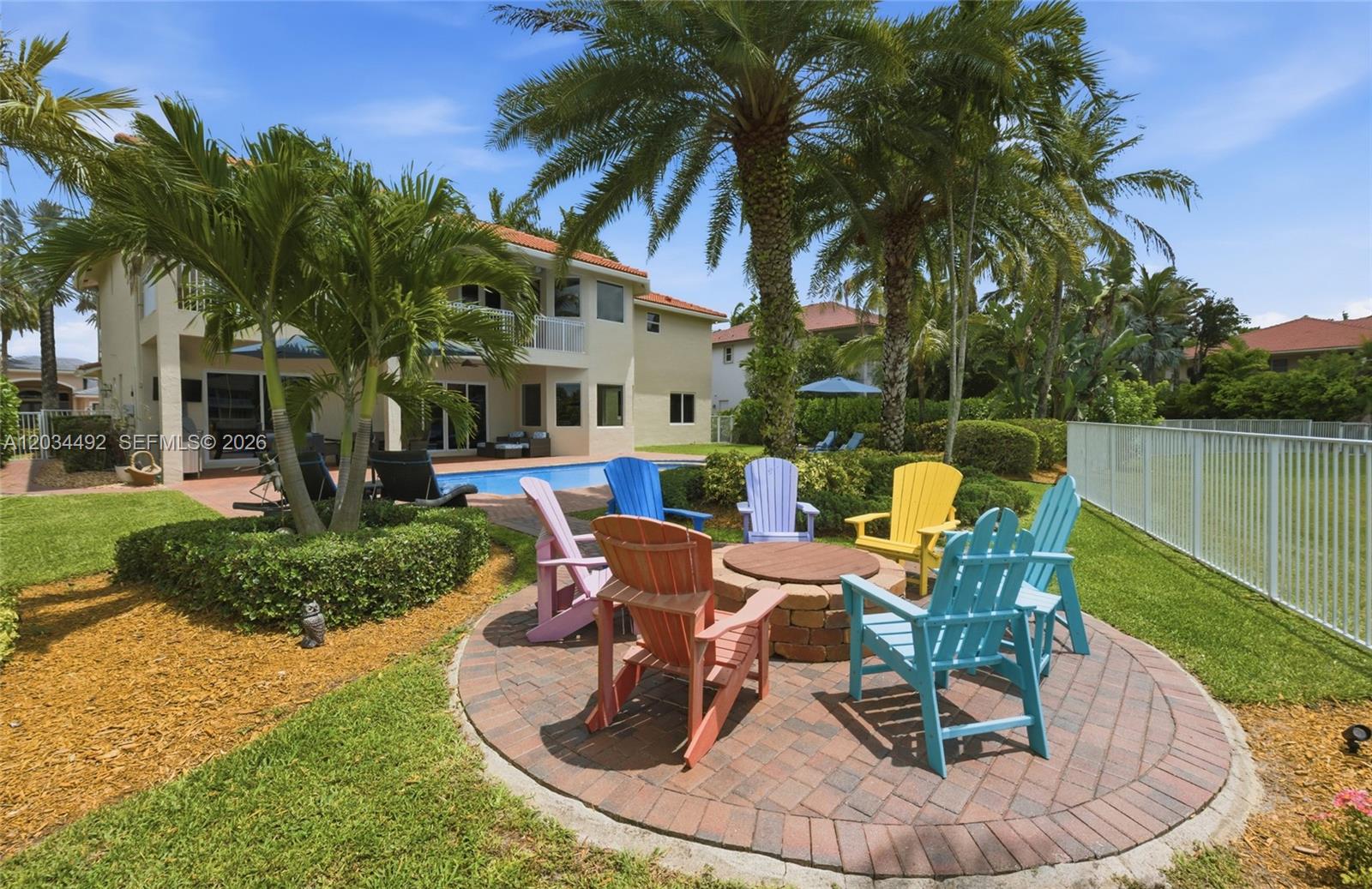 929 Gulfstream Ct