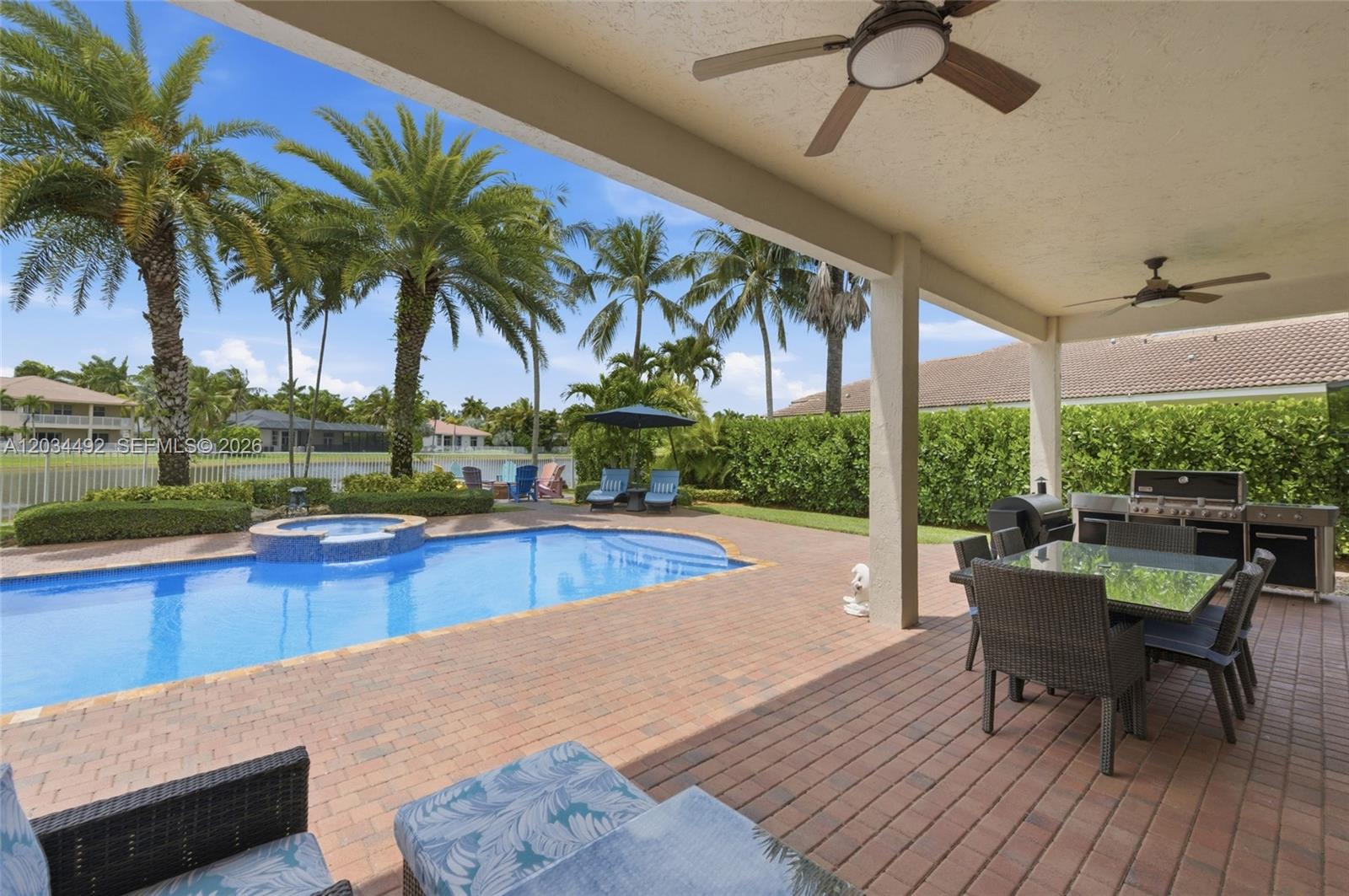 929 Gulfstream Ct