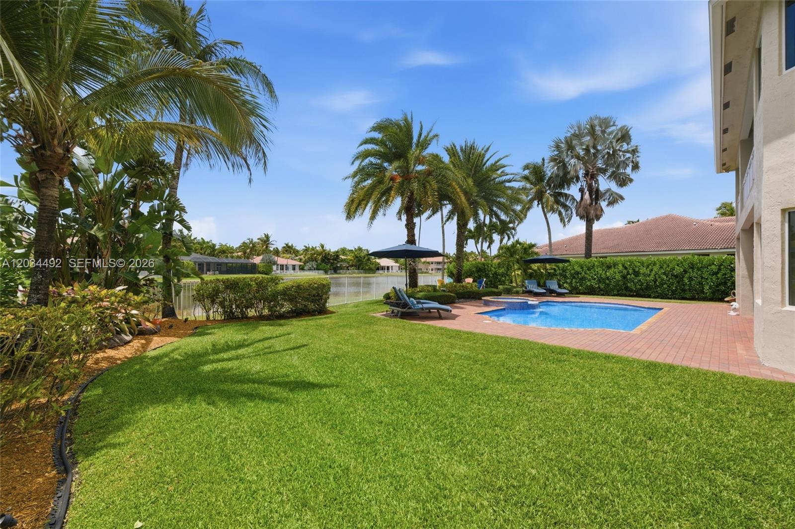 929 Gulfstream Ct