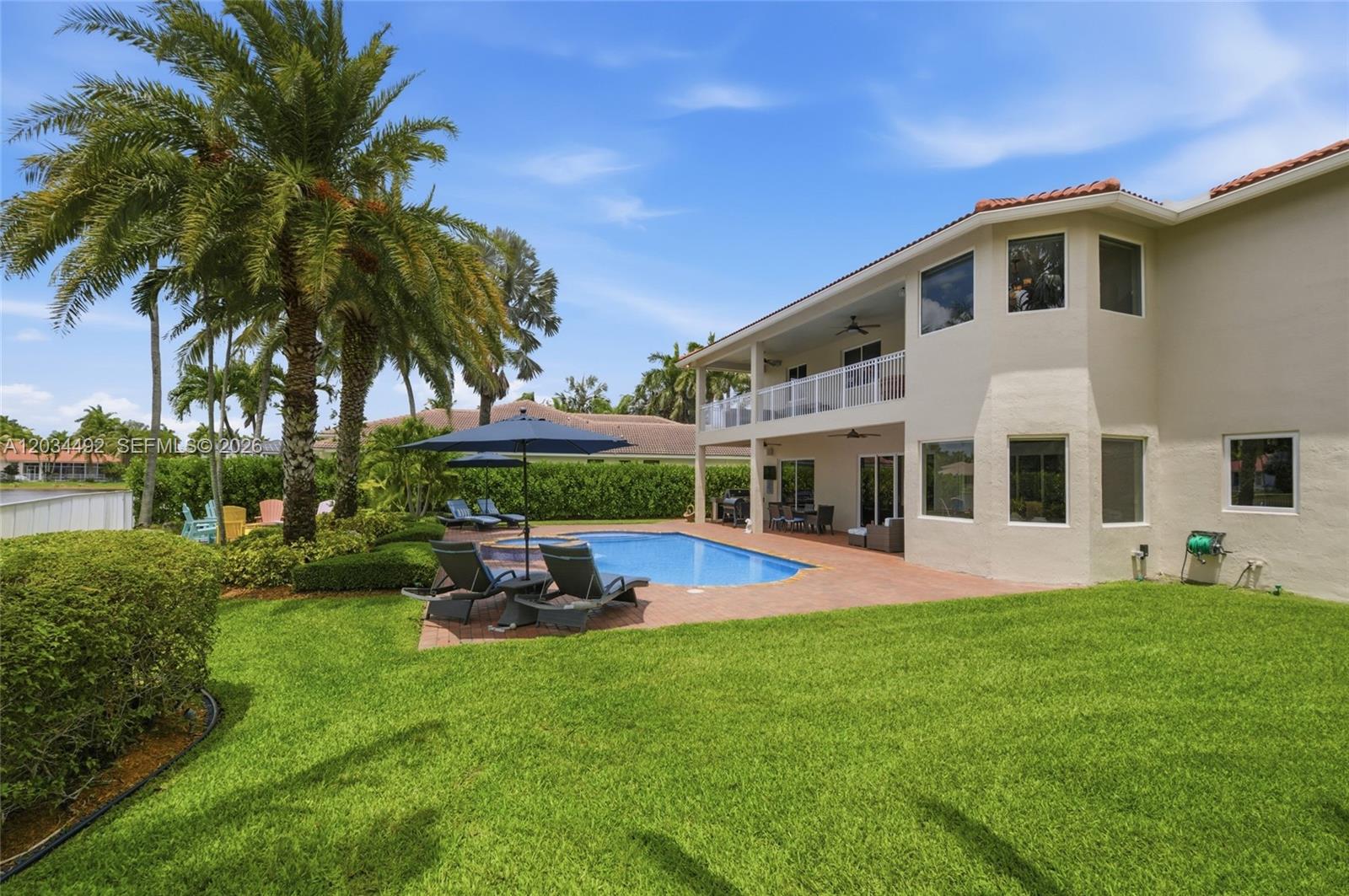 929 Gulfstream Ct