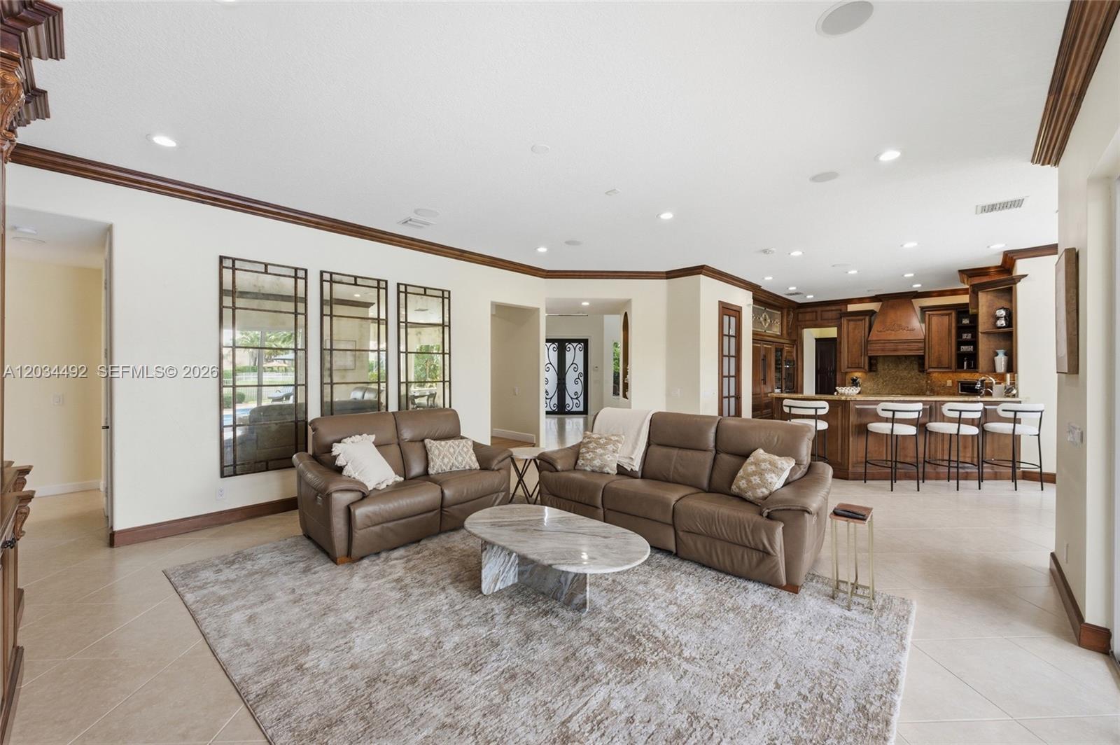 929 Gulfstream Ct