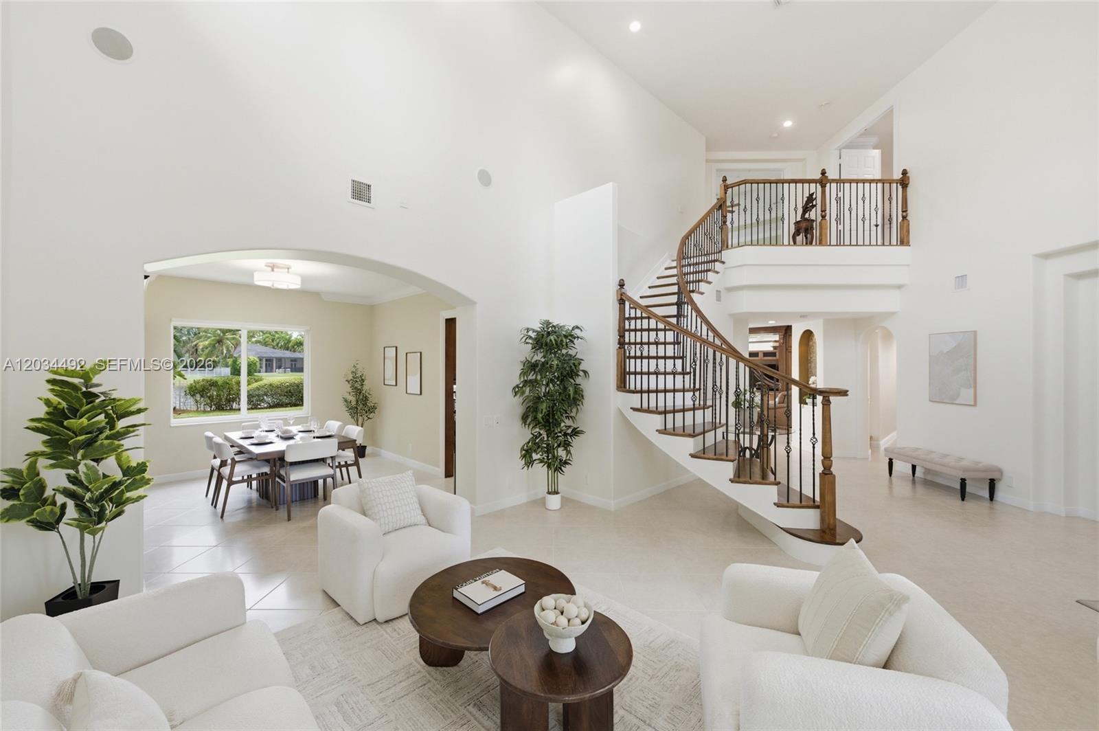 929 Gulfstream Ct
