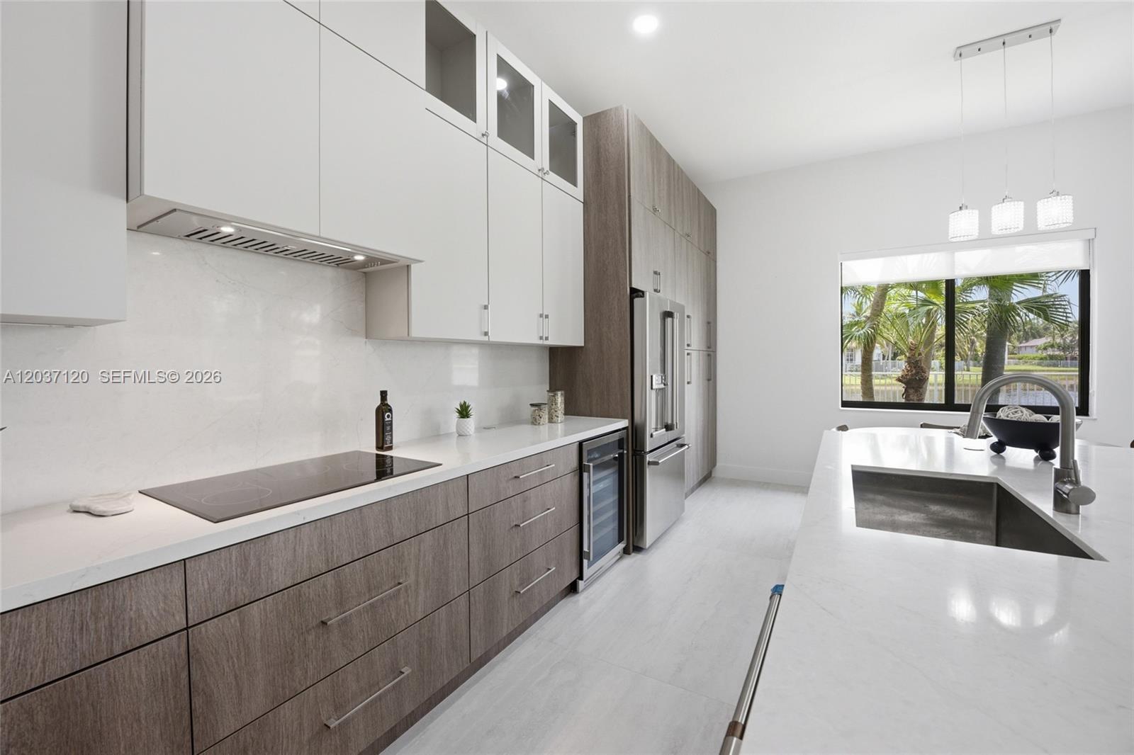 2048 Quail Roost Dr