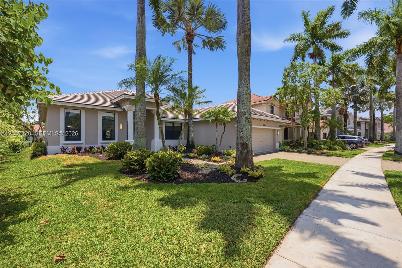 2048 Quail Roost Dr