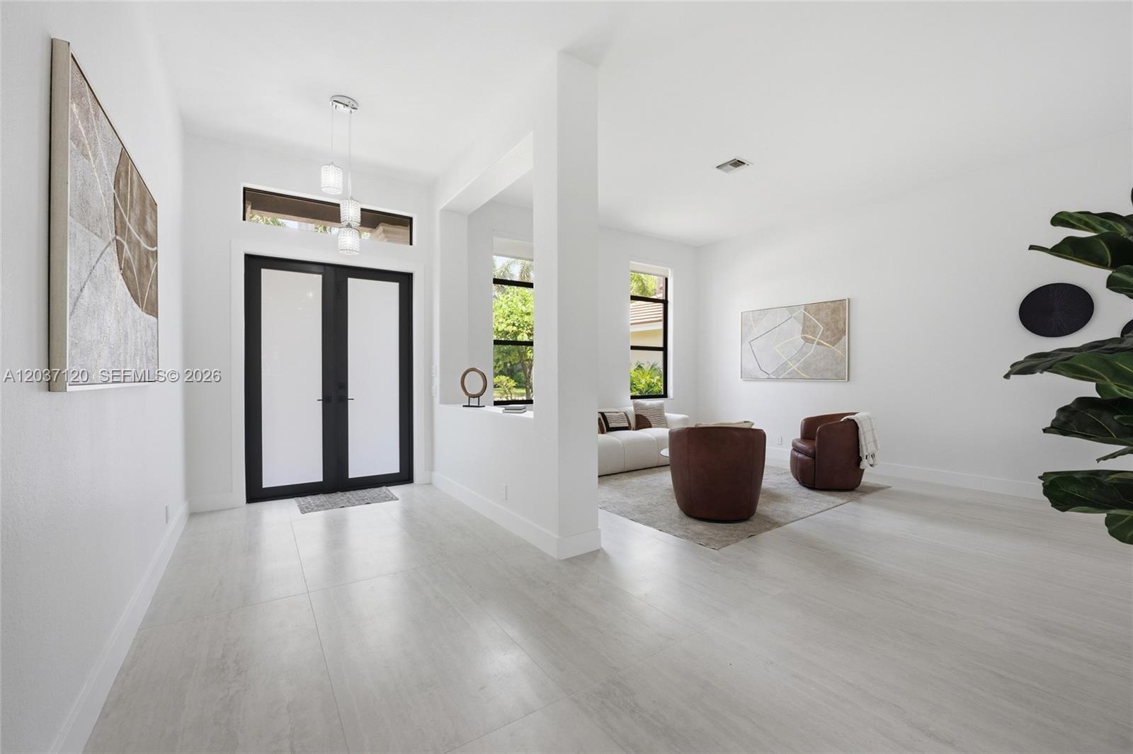2048 Quail Roost Dr