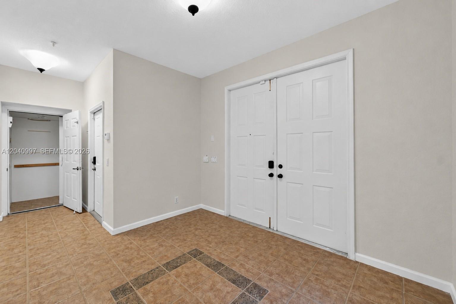 2767 Kinsington Cir # 4 Unit: 8-4
