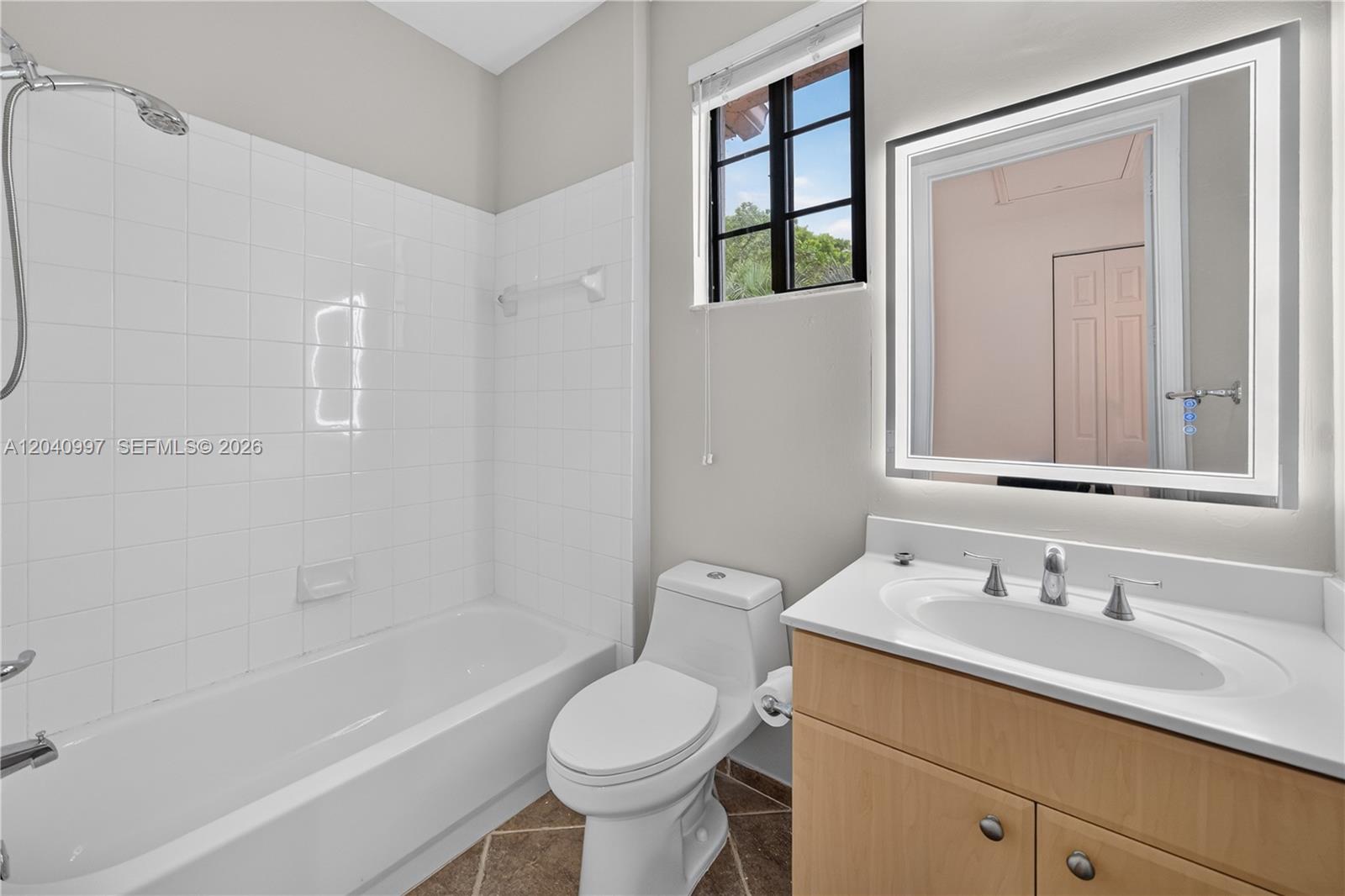 2767 Kinsington Cir # 4 Unit: 8-4