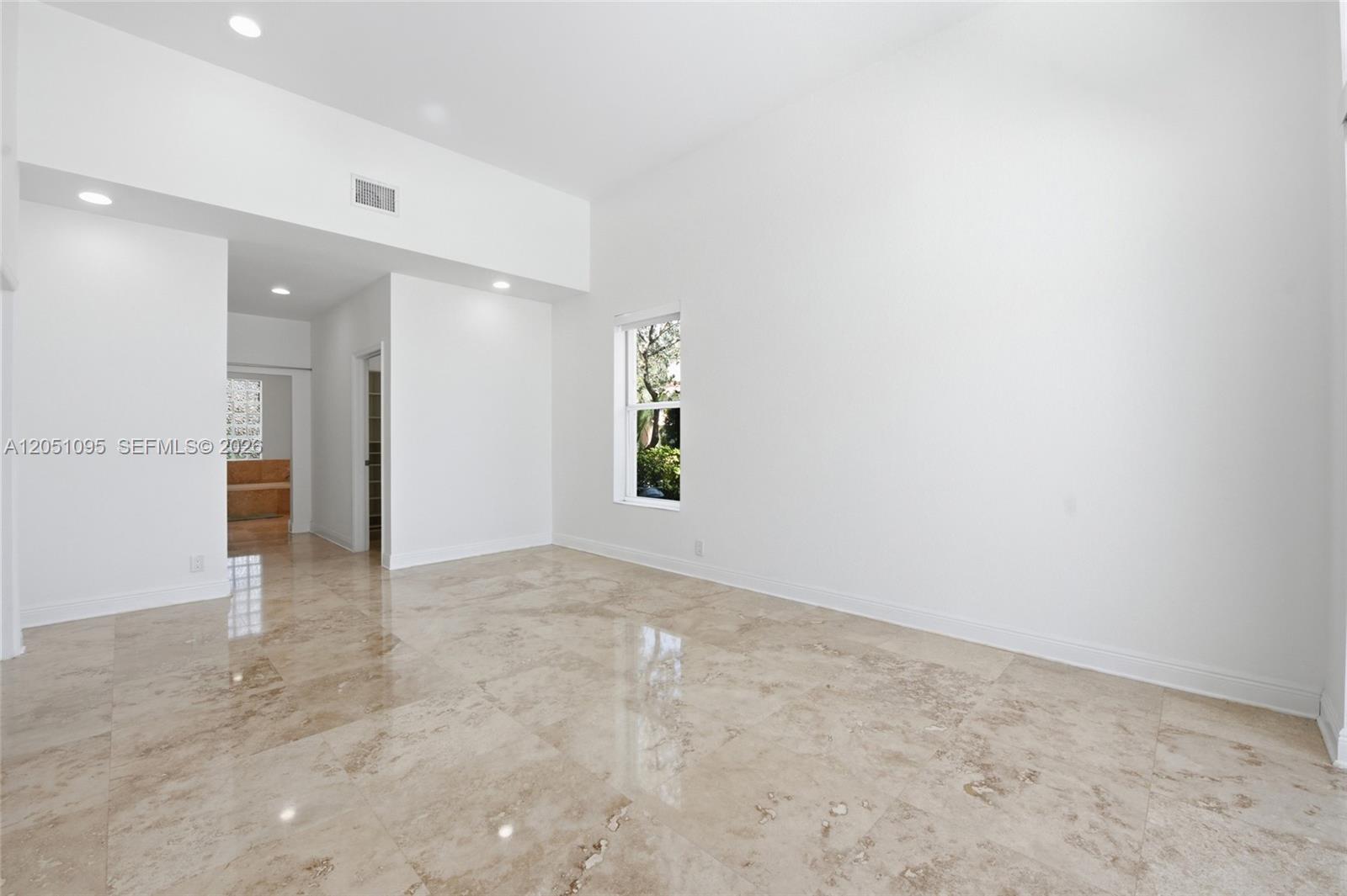 2667 Palmer Pl