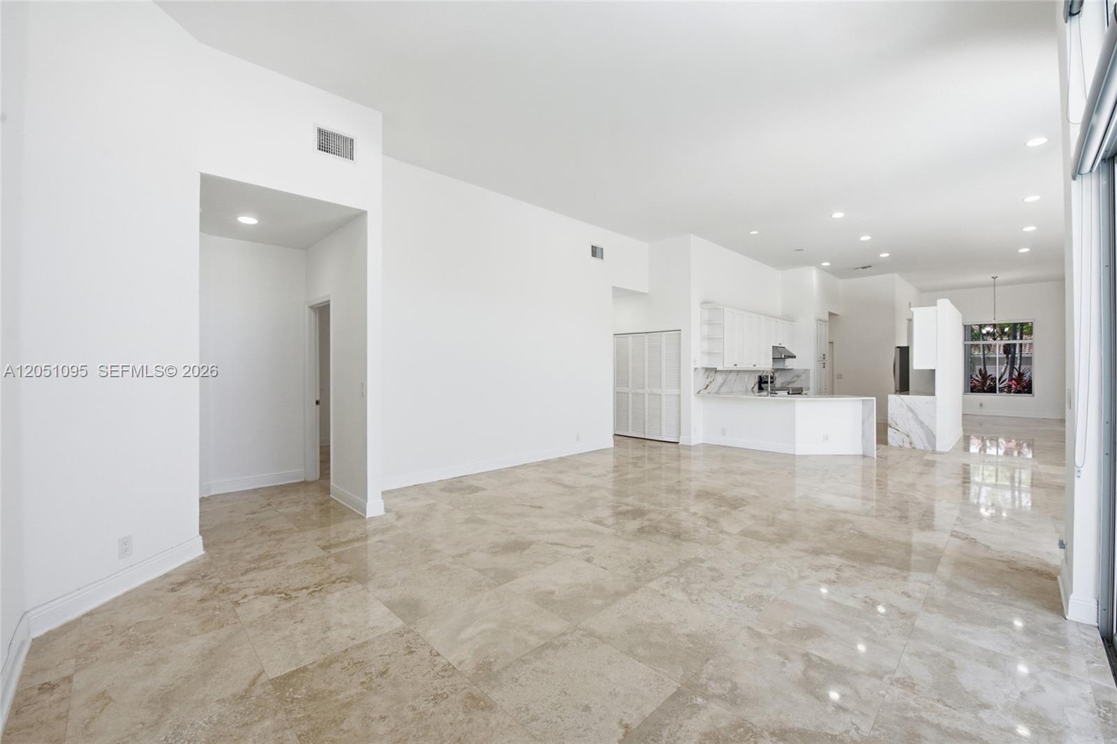 2667 Palmer Pl