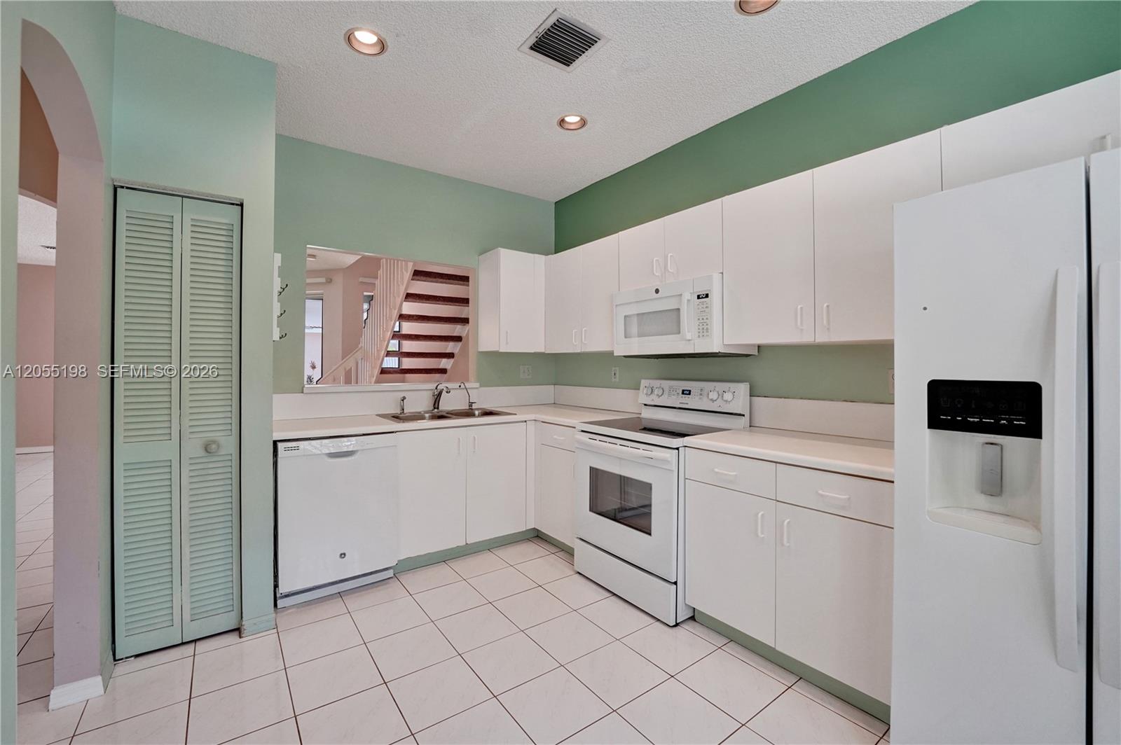 4025 Fern Forest Rd