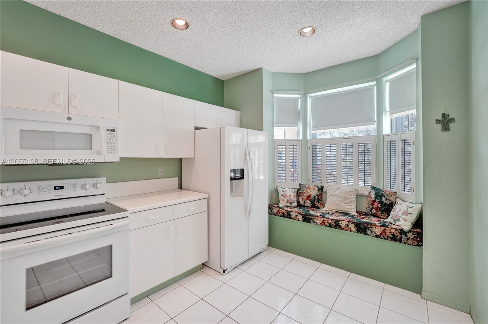 4025 Fern Forest Rd
