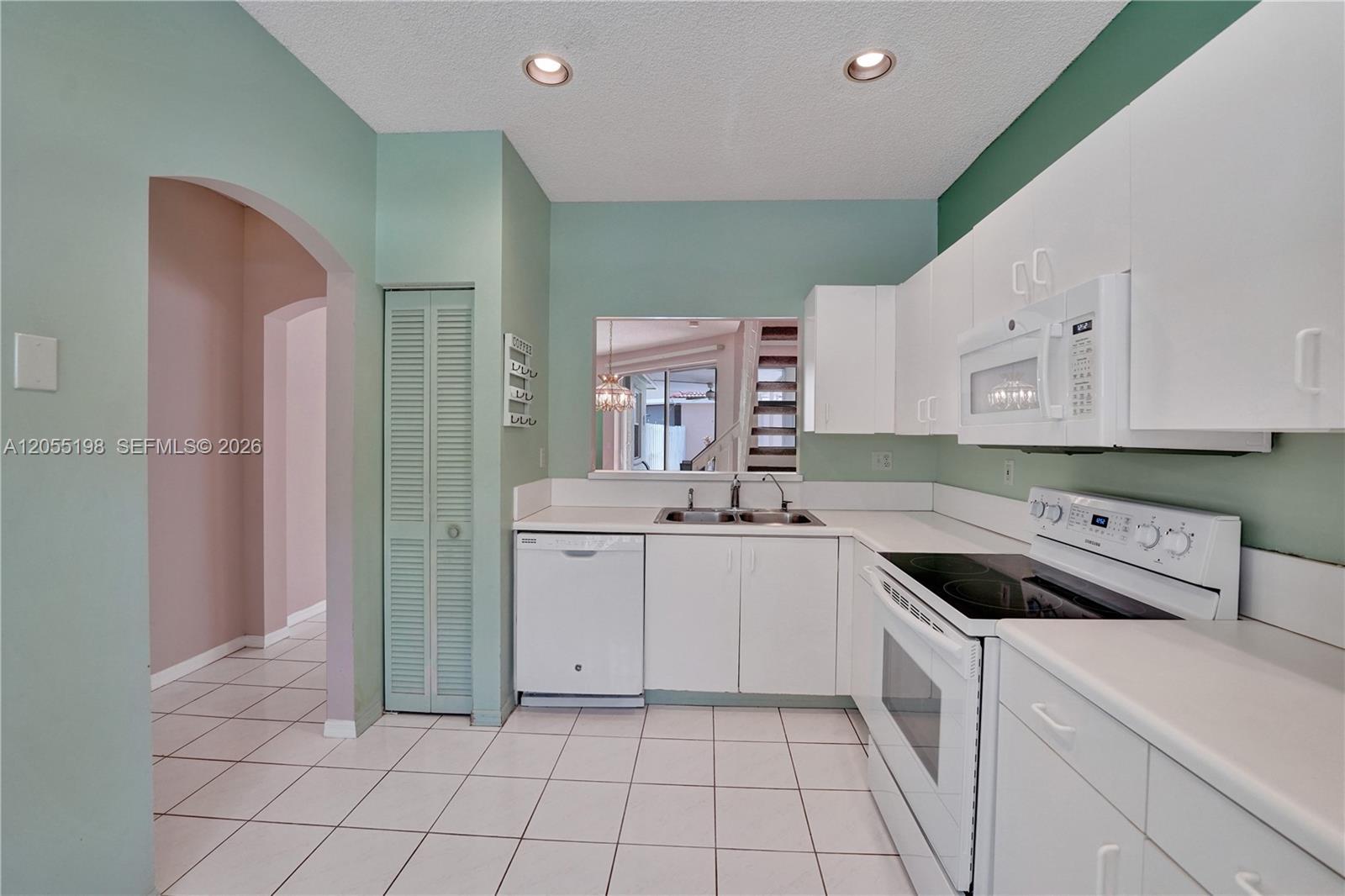 4025 Fern Forest Rd