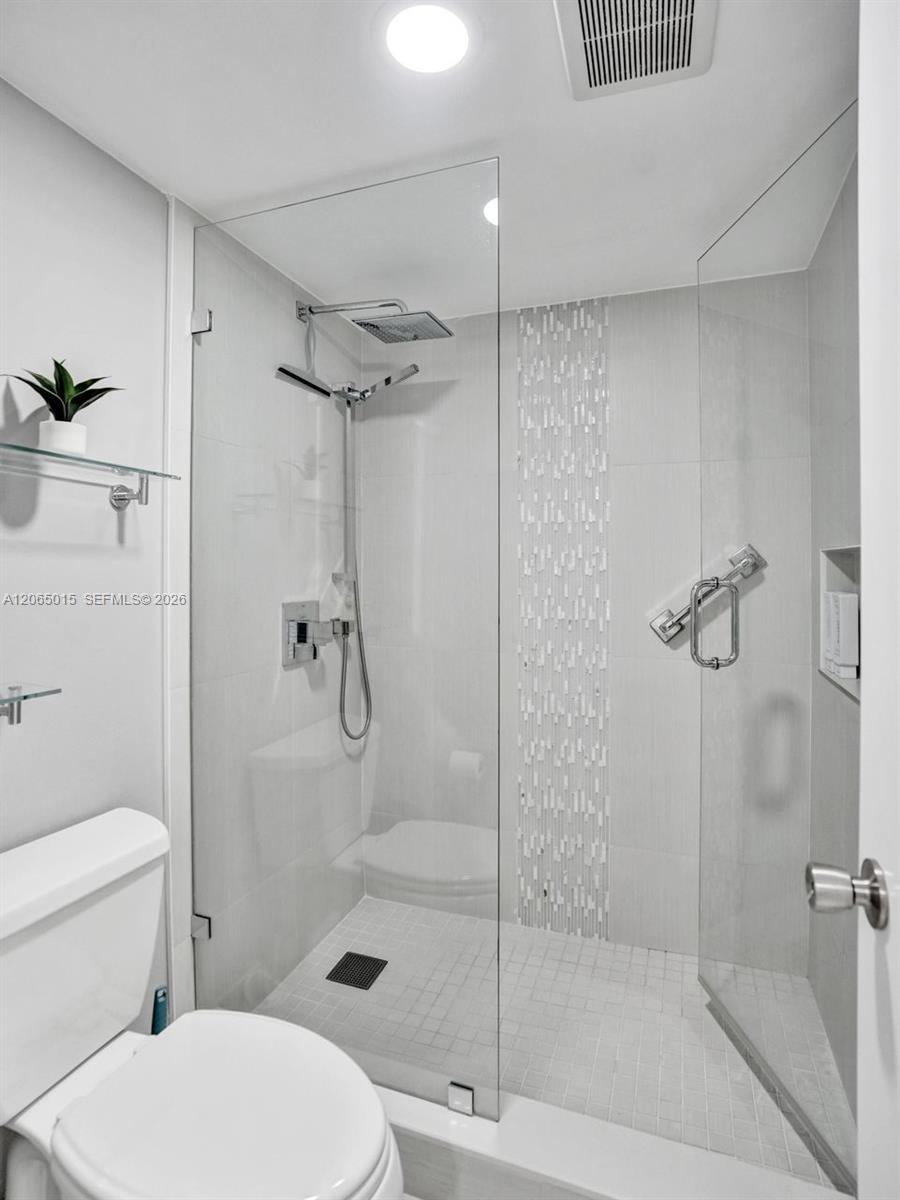 808 Cypress Blvd # 409