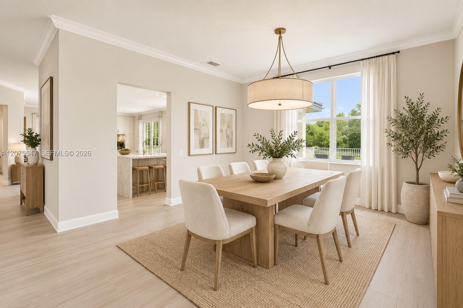 861 Crestview Cir