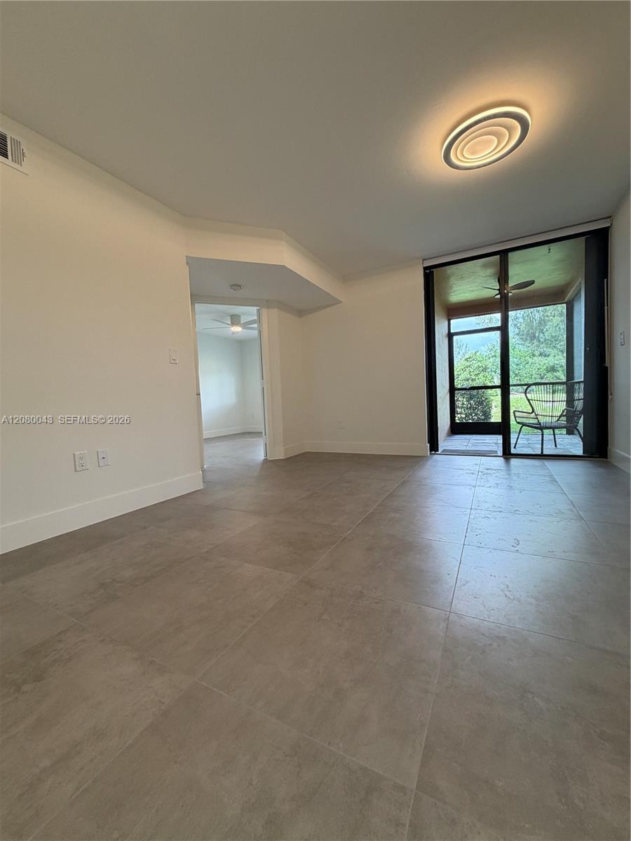 15535 N Miami Lakeway N # 107
