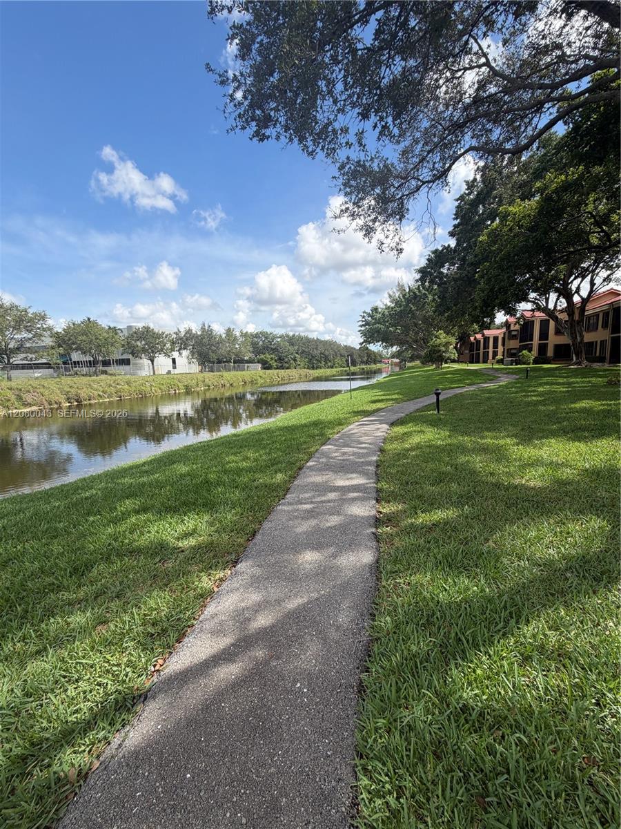 15535 N Miami Lakeway N # 107