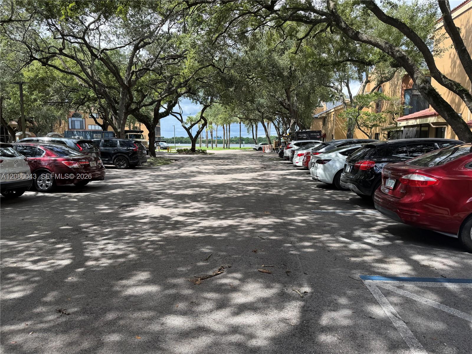 15535 N Miami Lakeway N # 107
