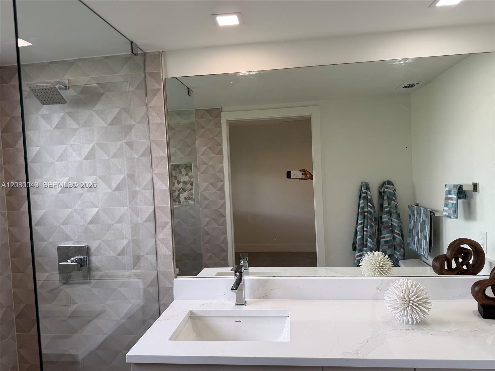 15535 N Miami Lakeway N # 107
