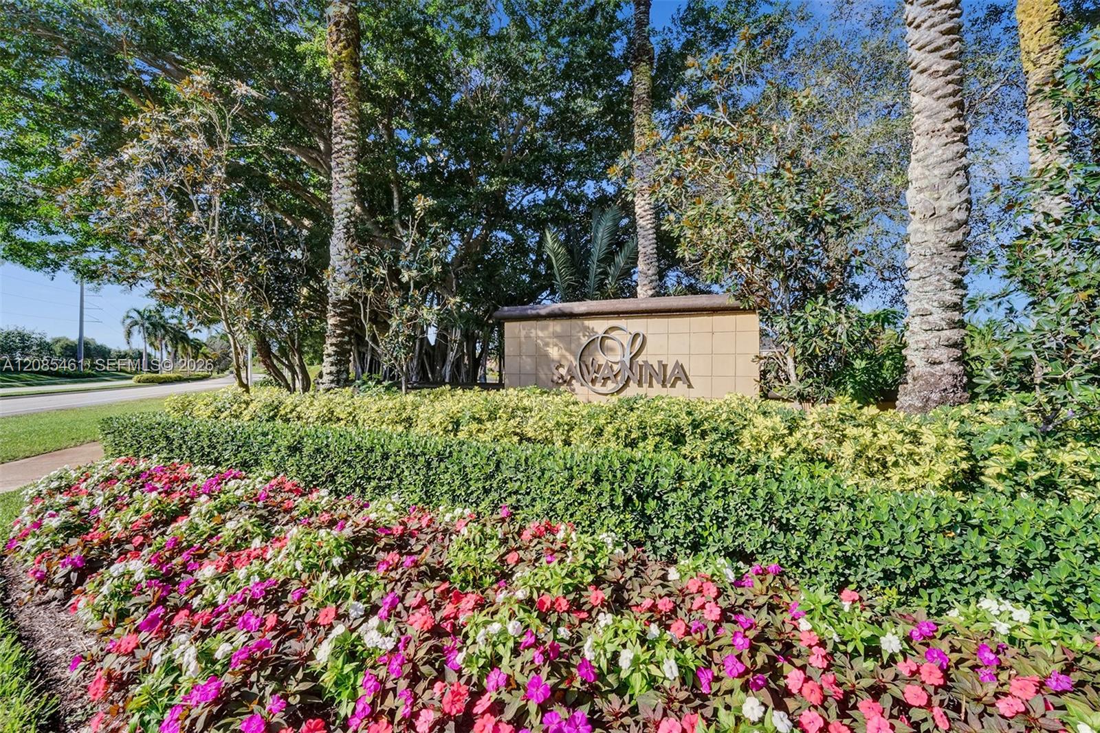 1211 Golden Cane Dr