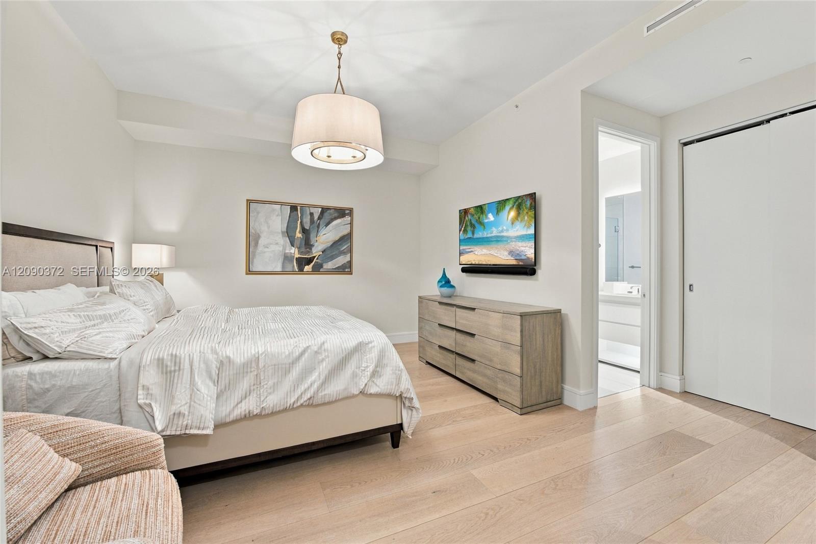 725 S Ocean Boulevard 105