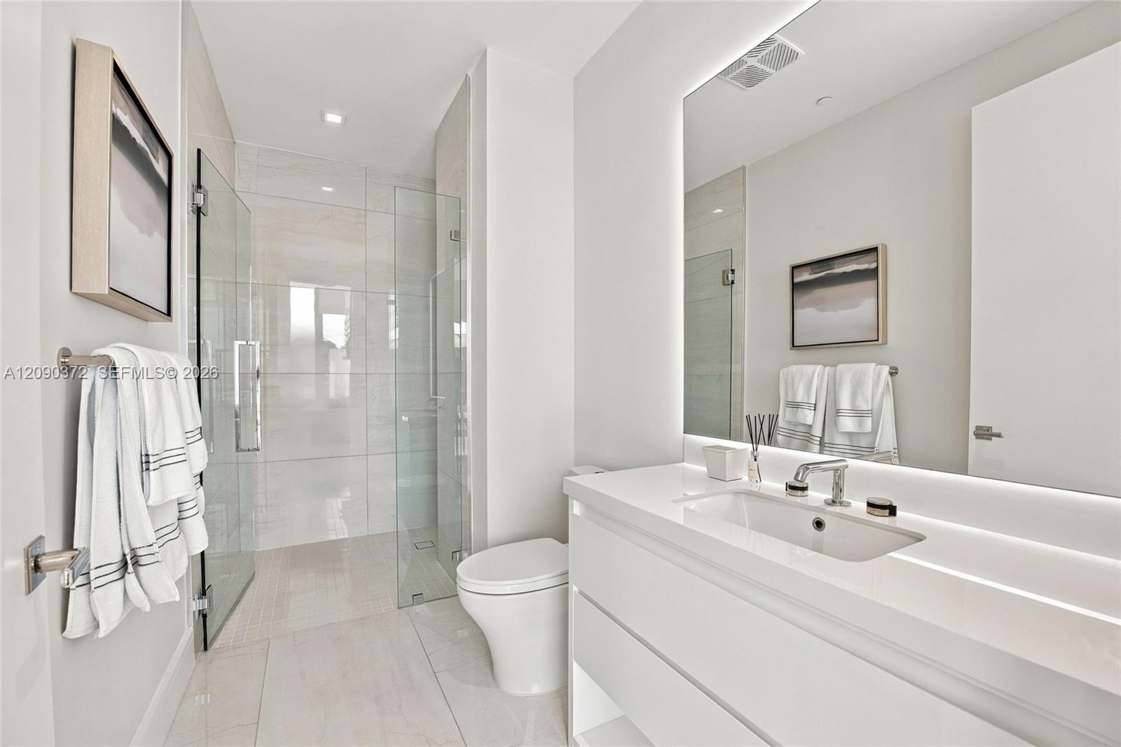 725 S Ocean Boulevard 105