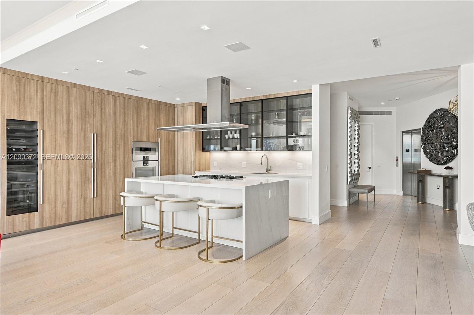 725 S Ocean Boulevard 105