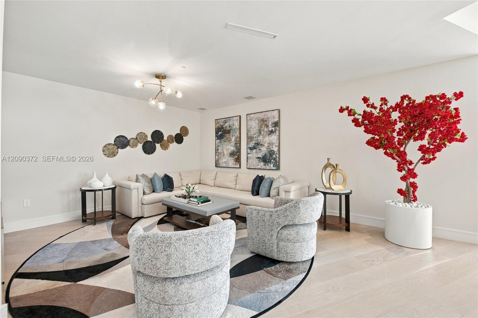 725 S Ocean Boulevard 105