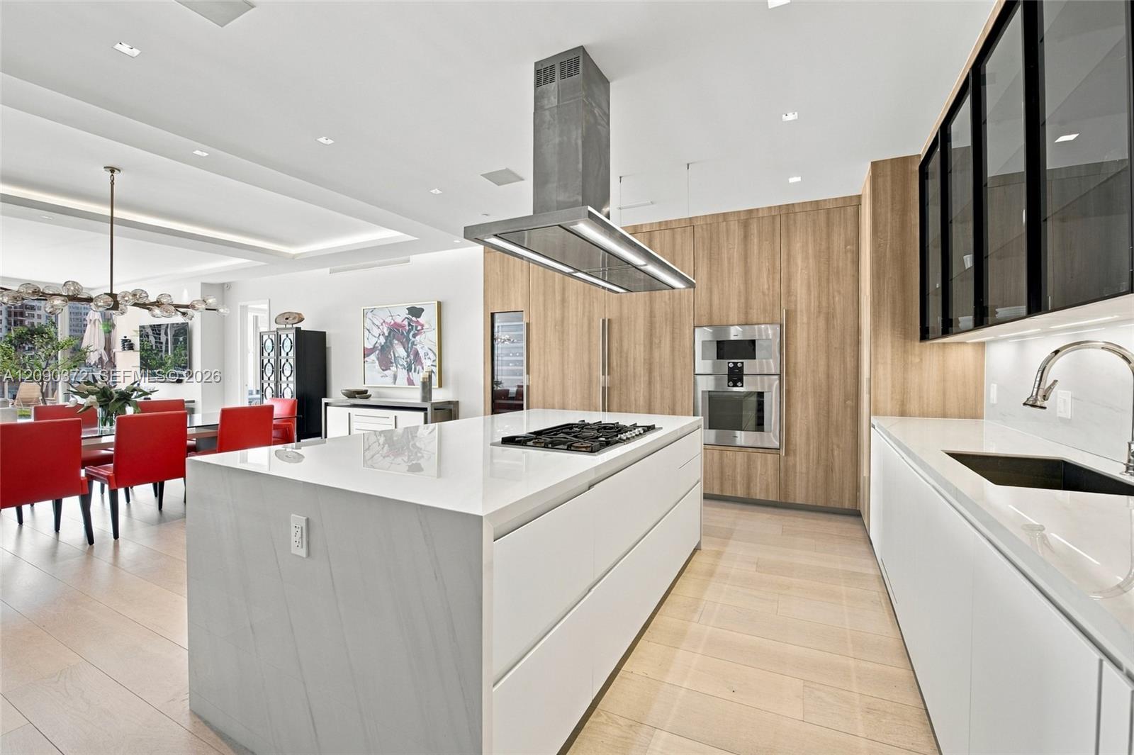725 S Ocean Boulevard 105