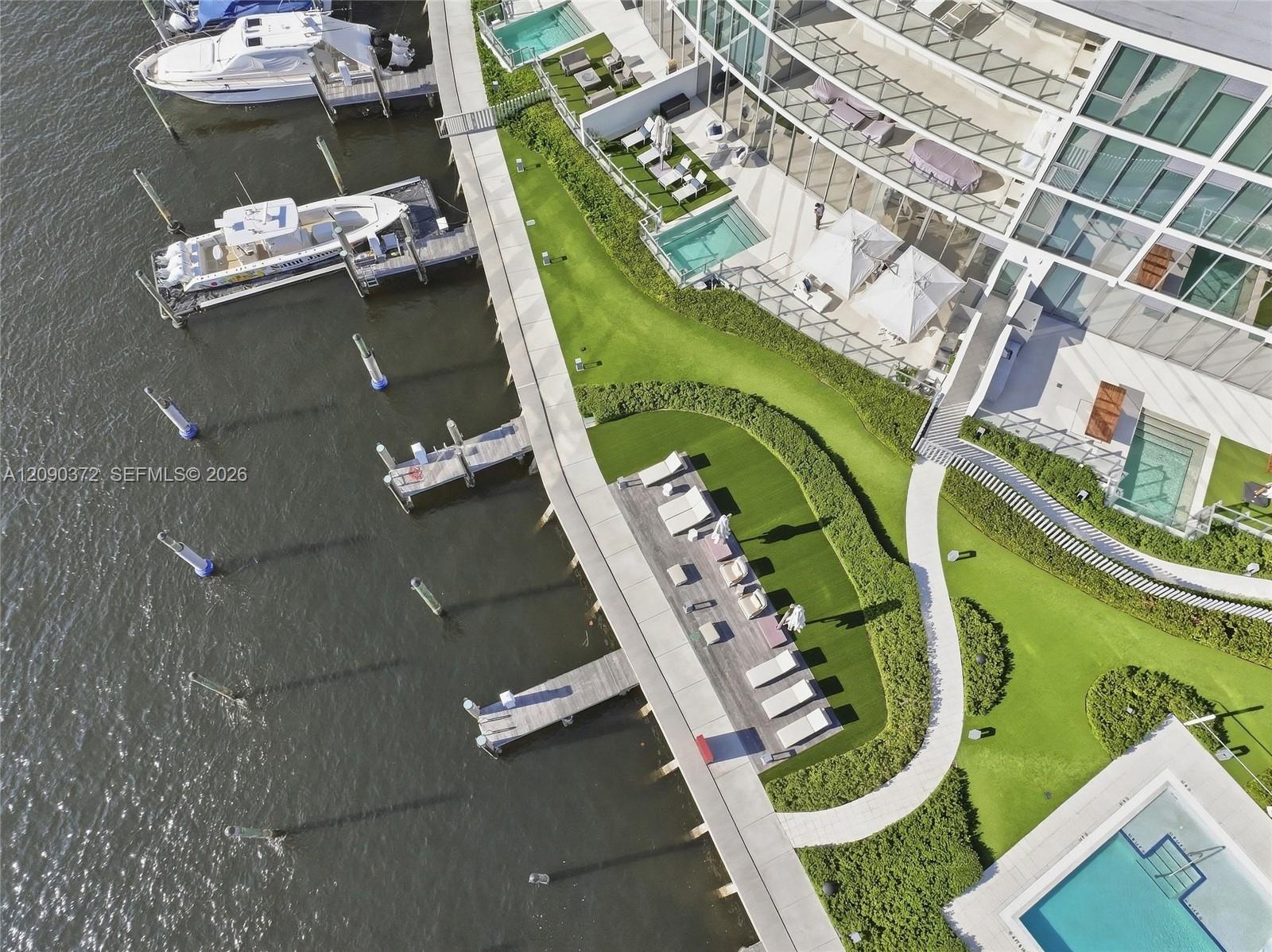 725 S Ocean Boulevard 105