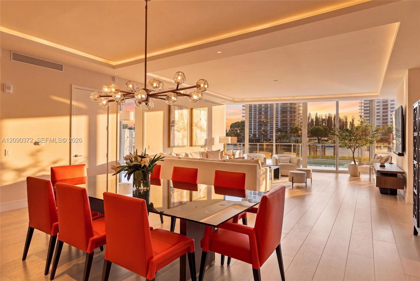 725 S Ocean Boulevard 105