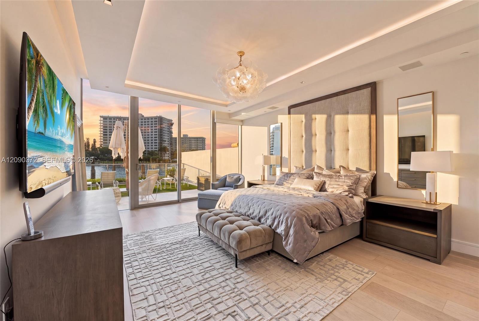 725 S Ocean Boulevard 105
