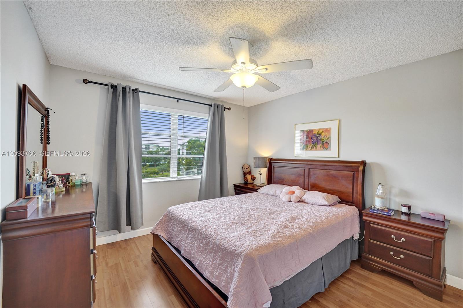 2226 N Cypress Bend Dr # 408