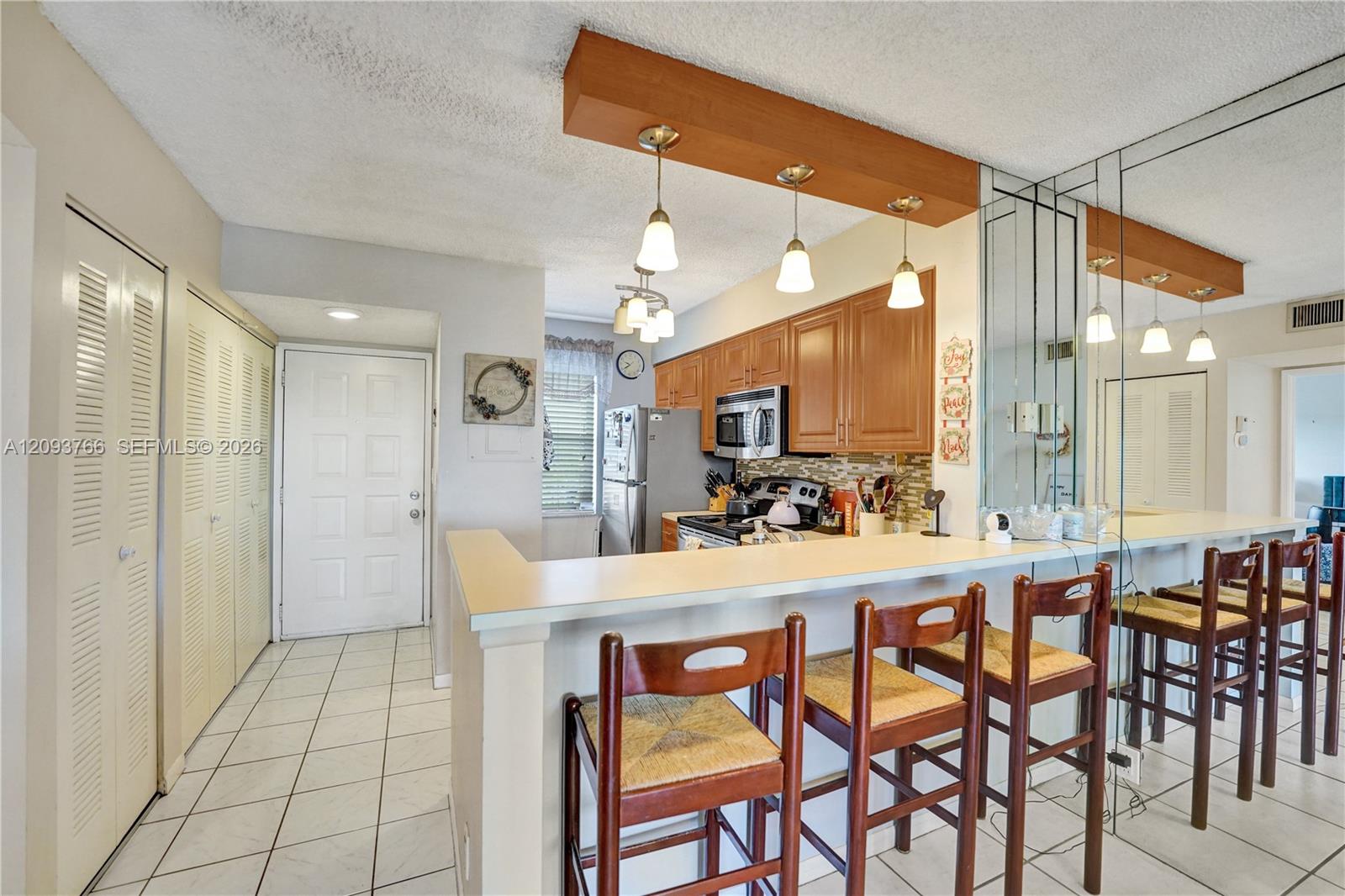 2226 N Cypress Bend Dr # 408