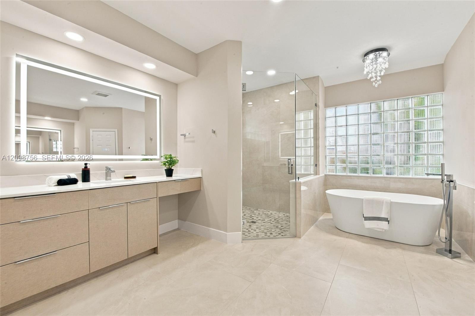 158 Dockside Cir