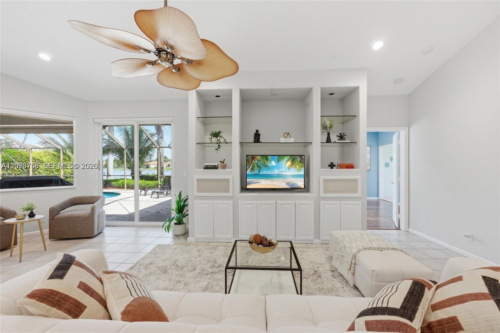158 Dockside Cir