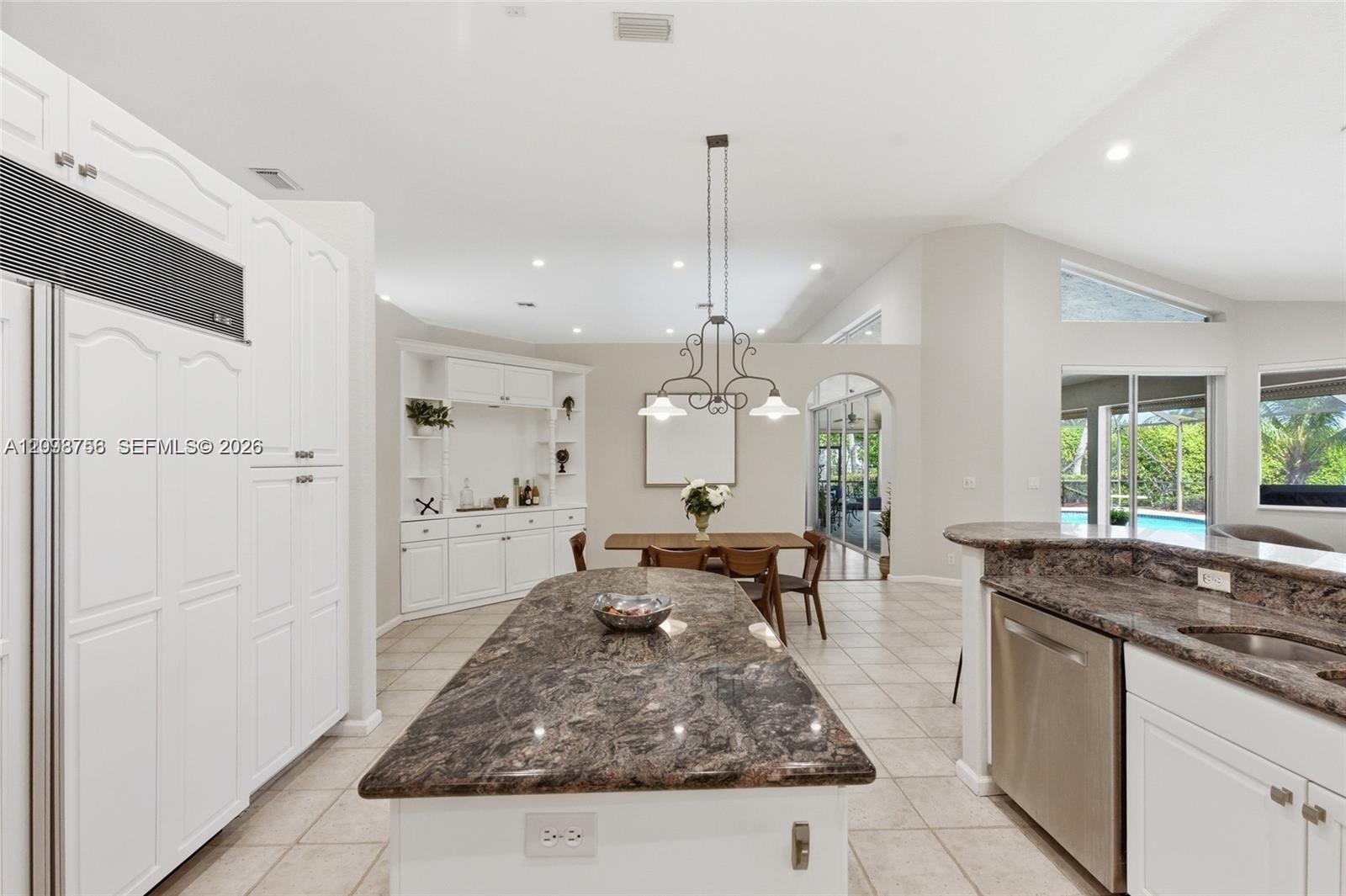 158 Dockside Cir