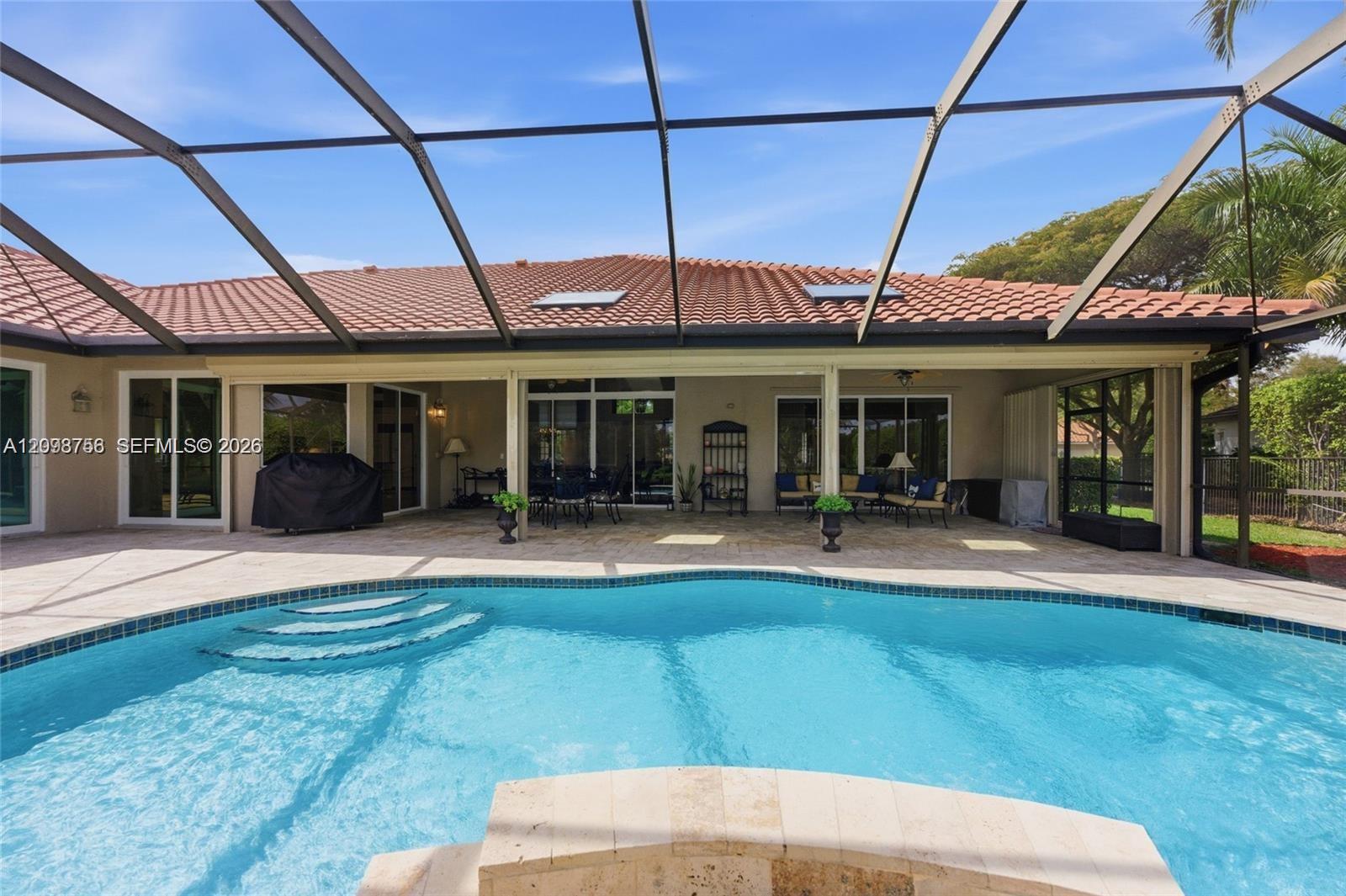 158 Dockside Cir