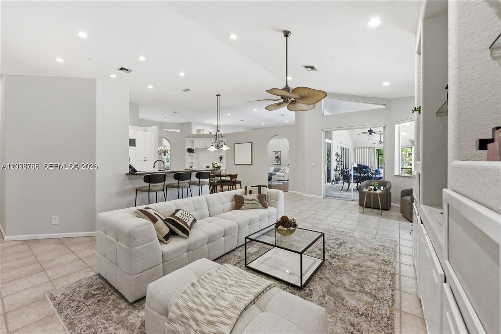 158 Dockside Cir