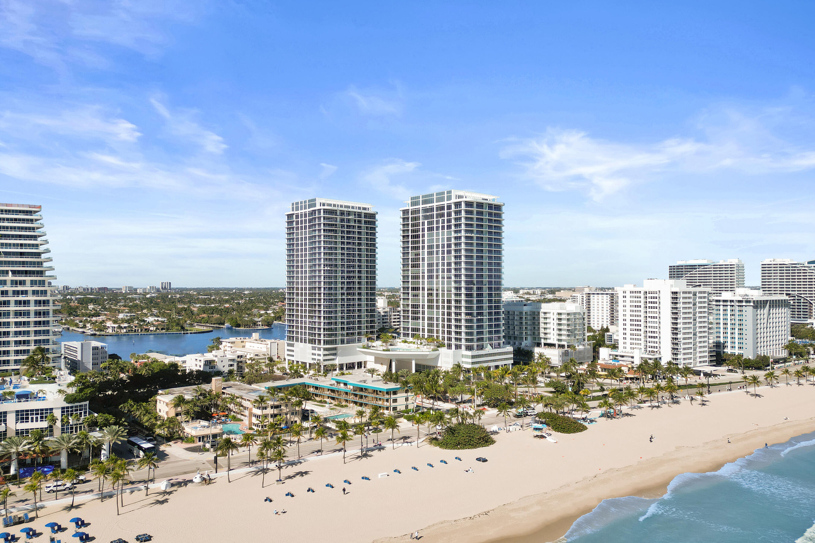 153 N Seabreeze Boulevard 1204