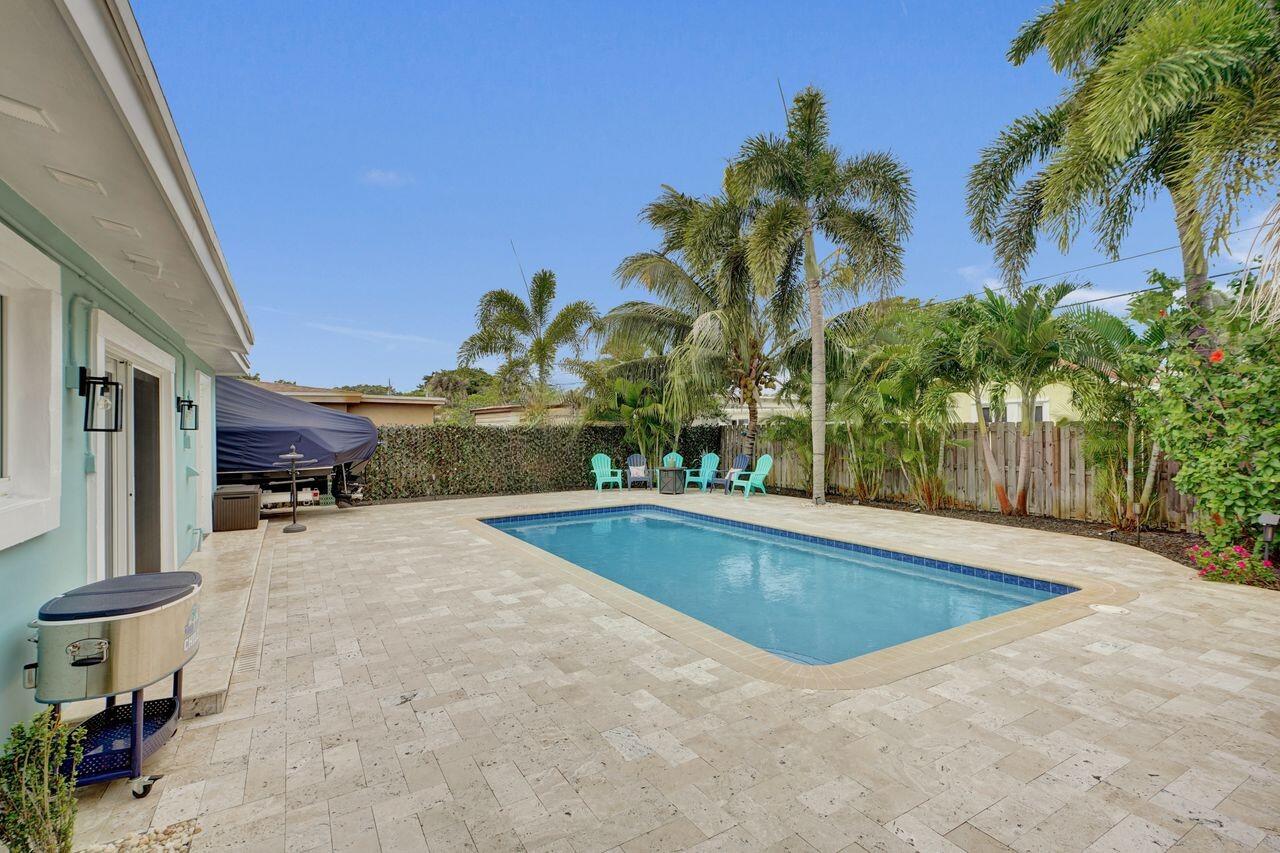 275 SW 14th Street