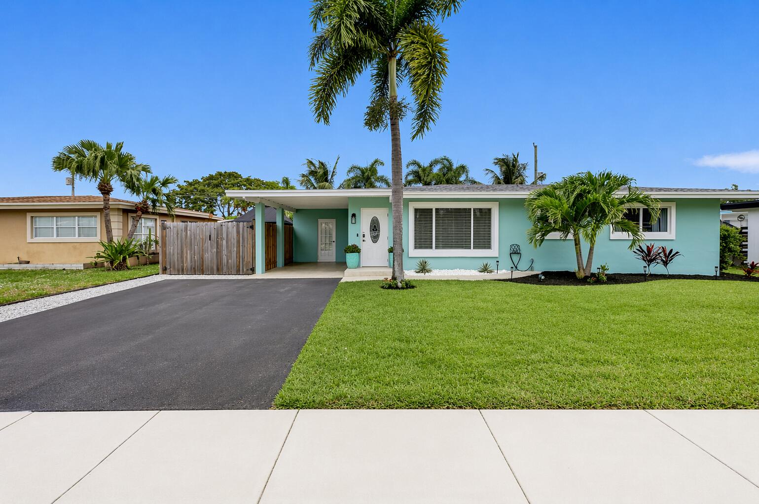 275 SW 14th Street