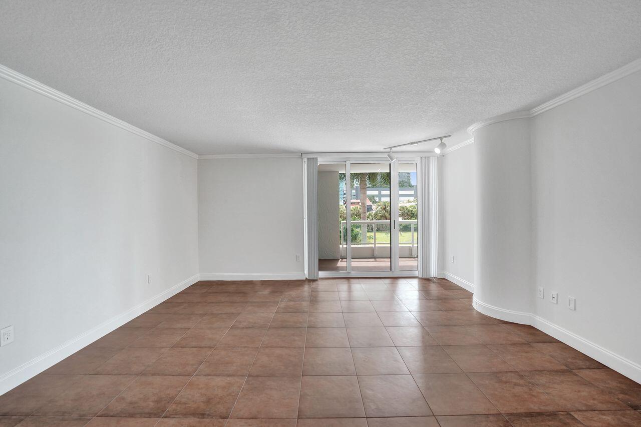 401 SW 4th Avenue 203
