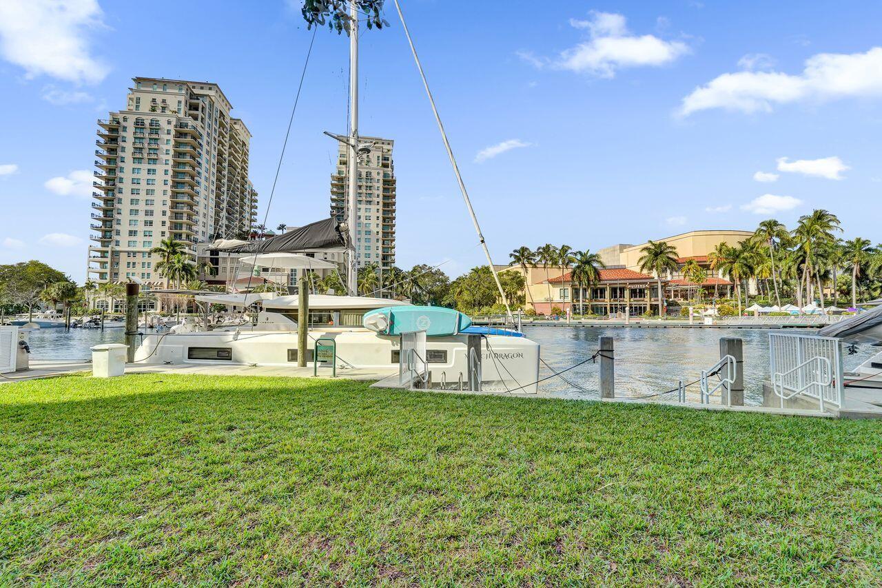 401 SW 4th Avenue 203